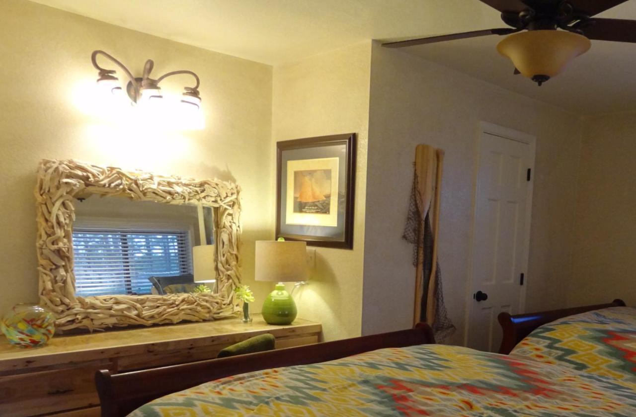 Poolside King Cabana With Full Kitchen, King Bed, Sleeper Sofa And Pool Access, Hotel Room Mount Ida Εξωτερικό φωτογραφία